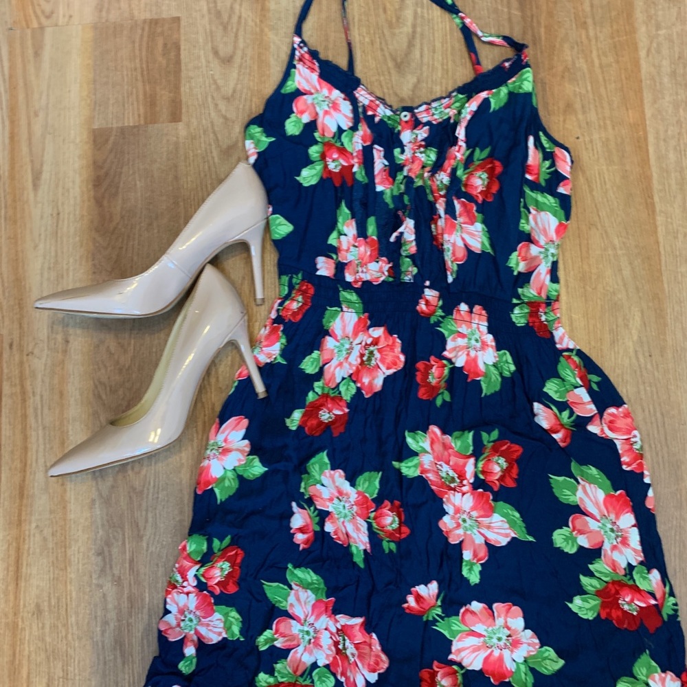 Floral Hollister dress